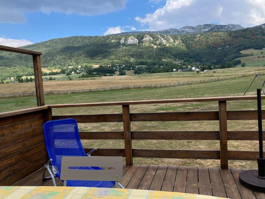 Chalet Cosy, Belle Vue, Dans Le Massif Du Vercors 라종베코 외부 사진
